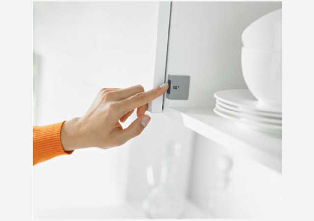 Kitchen Basket & Fittings